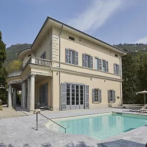 https://villa-platamone.it-lombardy.com