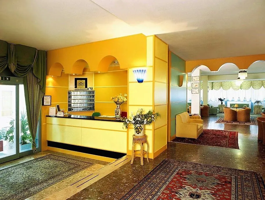 Hotel Bolivar Lido di Jesolo 3*,  Italy